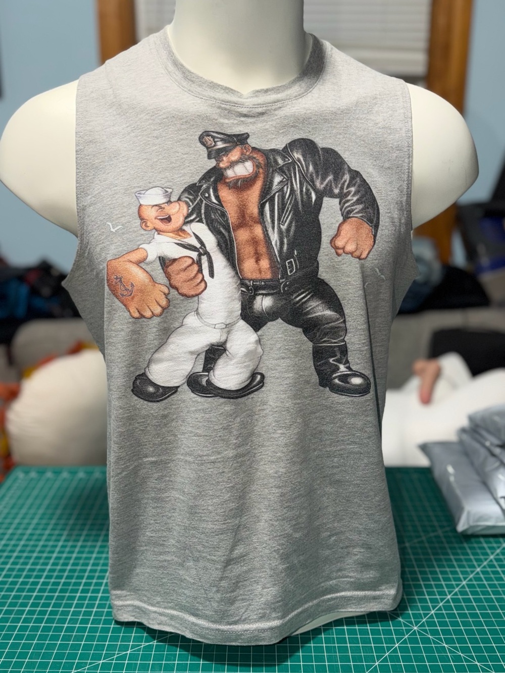 Men's Popeye Graphic Muscle Tank Top